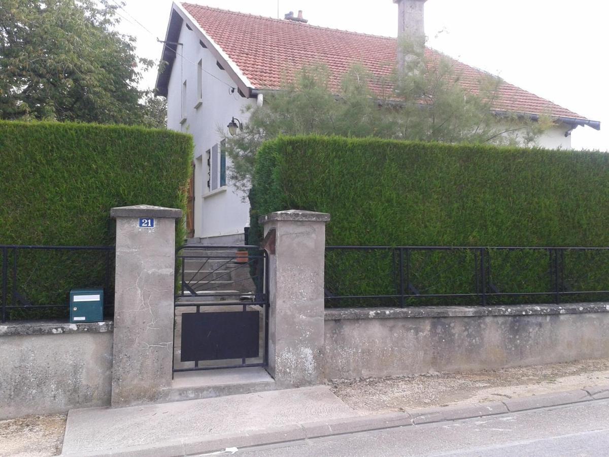 Chez Christian Et Isa Apartment Haudainville Exterior photo